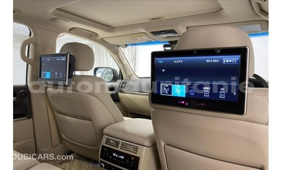 Acheter Import Voiture Toyota Land Cruiser Noir à Import - Dubai, Adrar Acheter Import Voiture Toyota Land Cruiser Noir à Import - Dubai, Adrar