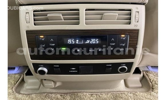 Acheter Import Voiture Toyota Land Cruiser Noir à Import - Dubai, Adrar Acheter Import Voiture Toyota Land Cruiser Noir à Import - Dubai, Adrar