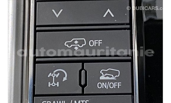 Acheter Import Voiture Toyota Land Cruiser Noir à Import - Dubai, Adrar Acheter Import Voiture Toyota Land Cruiser Noir à Import - Dubai, Adrar