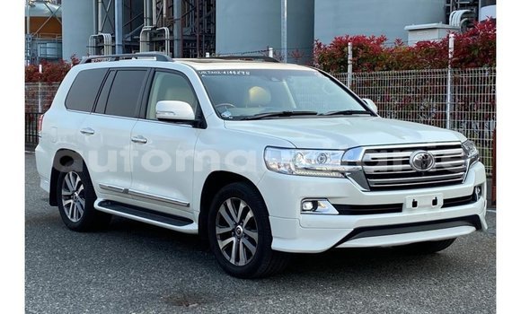 Acheter Import Voiture Toyota Land Cruiser Blanc à Import - Dubai, Adrar Acheter Import Voiture Toyota Land Cruiser Blanc à Import - Dubai, Adrar