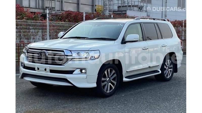 Big with watermark toyota land cruiser adrar import dubai 3386