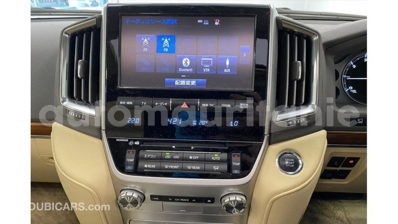 Big with watermark toyota land cruiser adrar import dubai 3386