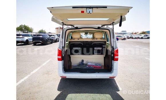 Buy Import Mercedes-Benz Vito White Car in Import - Dubai in Adrar Buy Import Mercedes-Benz Vito White Car in Import - Dubai in Adrar