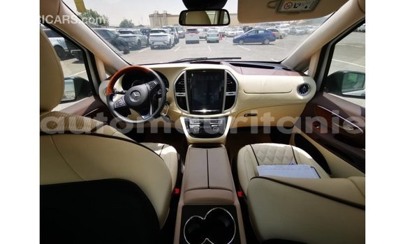 Buy Import Mercedes-Benz Vito White Car in Import - Dubai in Adrar Buy Import Mercedes-Benz Vito White Car in Import - Dubai in Adrar