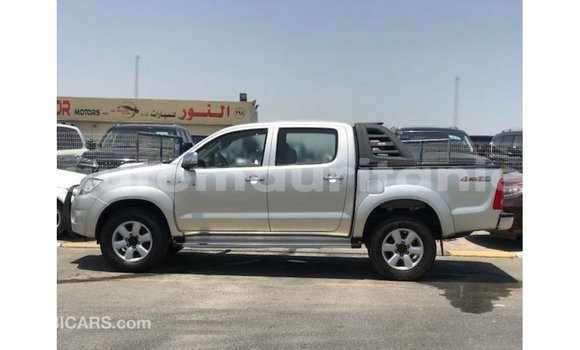 Acheter Import Voiture Toyota Hilux Autre à Import - Dubai, Adrar Acheter Import Voiture Toyota Hilux Autre à Import - Dubai, Adrar