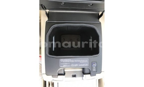 Buy Import Toyota Land Cruiser Blue Car in Import - Dubai in Adrar Buy Import Toyota Land Cruiser Blue Car in Import - Dubai in Adrar