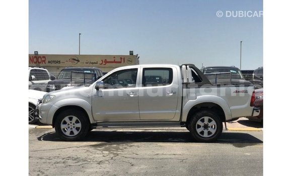 Acheter Import Voiture Toyota Hilux Autre à Import - Dubai, Adrar Acheter Import Voiture Toyota Hilux Autre à Import - Dubai, Adrar