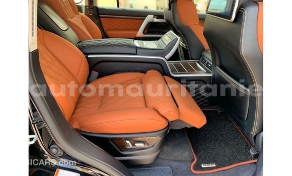 Buy Import Toyota Land Cruiser Black Car in Import - Dubai in Adrar Buy Import Toyota Land Cruiser Black Car in Import - Dubai in Adrar