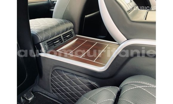 Acheter Import Voiture Toyota Land Cruiser Noir à Import - Dubai, Adrar Acheter Import Voiture Toyota Land Cruiser Noir à Import - Dubai, Adrar