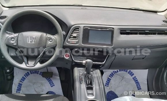 Buy Import Honda C White Bike in Import - Dubai in Adrar Buy Import Honda C White Bike in Import - Dubai in Adrar