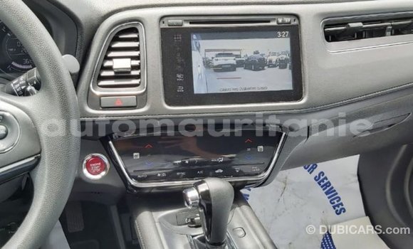 Buy Import Honda C White Bike in Import - Dubai in Adrar Buy Import Honda C White Bike in Import - Dubai in Adrar