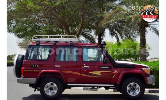 Buy Import Toyota Land Cruiser Red Car in Import - Dubai in Adrar Buy Import Toyota Land Cruiser Red Car in Import - Dubai in Adrar