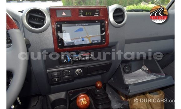 Buy Import Toyota Land Cruiser Red Car in Import - Dubai in Adrar Buy Import Toyota Land Cruiser Red Car in Import - Dubai in Adrar