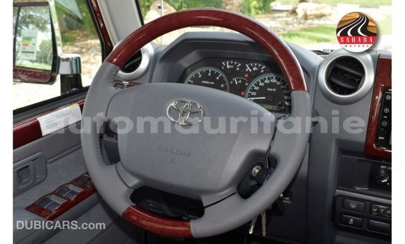 Buy Import Toyota Land Cruiser Red Car in Import - Dubai in Adrar Buy Import Toyota Land Cruiser Red Car in Import - Dubai in Adrar