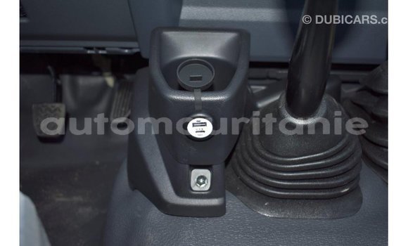 Buy Import Toyota Land Cruiser Beige Car in Import - Dubai in Adrar Buy Import Toyota Land Cruiser Beige Car in Import - Dubai in Adrar