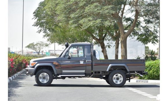 Buy Import Toyota Land Cruiser Other Car in Import - Dubai in Adrar Buy Import Toyota Land Cruiser Other Car in Import - Dubai in Adrar