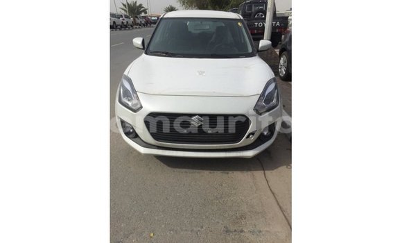 Acheter Import Voiture Suzuki Swift Blanc à Import - Dubai, Adrar