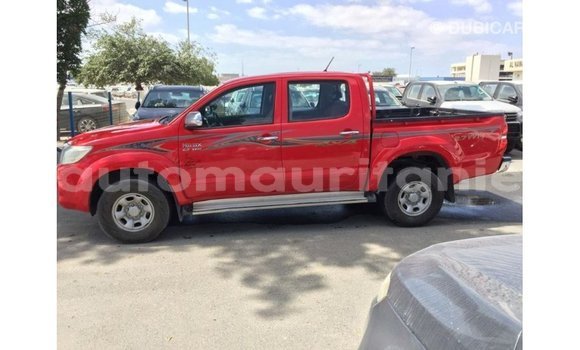 Acheter Import Voiture Toyota Hilux Rouge à Import - Dubai, Adrar Acheter Import Voiture Toyota Hilux Rouge à Import - Dubai, Adrar