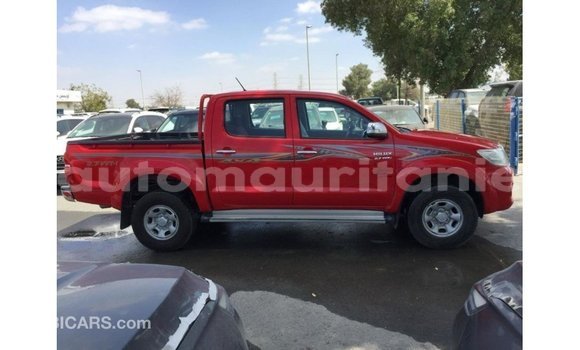 Acheter Import Voiture Toyota Hilux Rouge à Import - Dubai, Adrar Acheter Import Voiture Toyota Hilux Rouge à Import - Dubai, Adrar