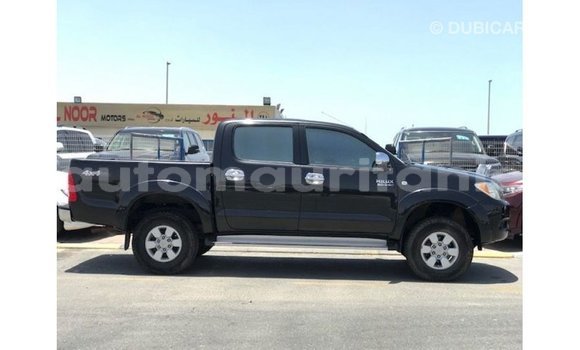 Acheter Import Voiture Toyota Hilux Noir à Import - Dubai, Adrar Acheter Import Voiture Toyota Hilux Noir à Import - Dubai, Adrar