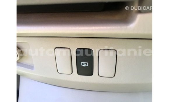 Acheter Import Voiture Toyota Hilux Noir à Import - Dubai, Adrar Acheter Import Voiture Toyota Hilux Noir à Import - Dubai, Adrar