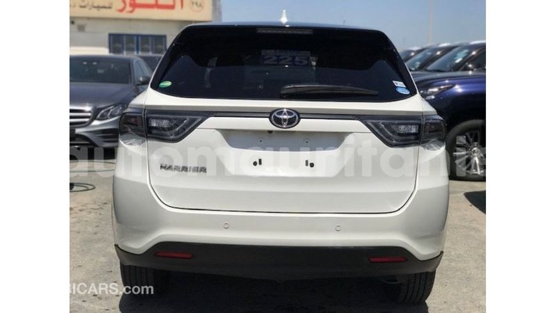 Big with watermark toyota harrier adrar import dubai 3448