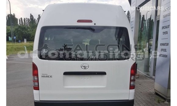 Buy Import Toyota Hiace White Car in Import - Dubai in Adrar Buy Import Toyota Hiace White Car in Import - Dubai in Adrar
