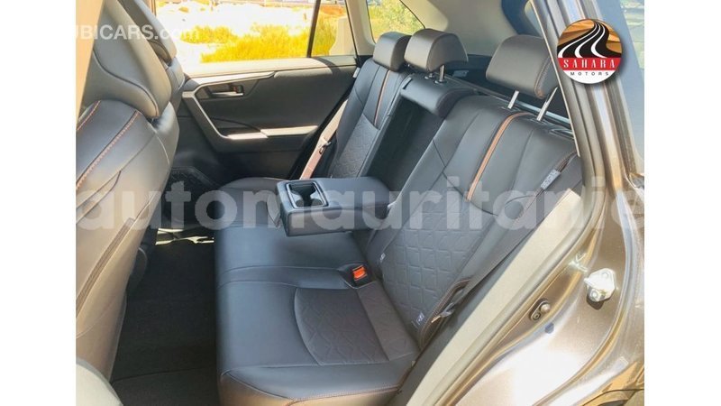 Big with watermark toyota hiace adrar import dubai 3465