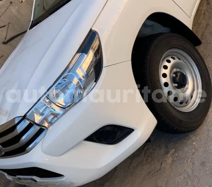 Big with watermark toyota hilux nawakshut nawakshut 3476