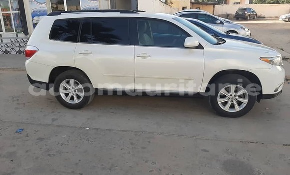 Buy Used Toyota Highlander White Car in Nouakchott in West Nouakchott Buy Used Toyota Highlander White Car in Nouakchott in West Nouakchott