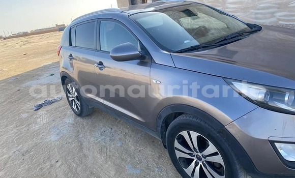 Buy Used Kia Sportage Black Car in Adel Bagrou in Hodh ech Chargui Buy Used Kia Sportage Black Car in Adel Bagrou in Hodh ech Chargui