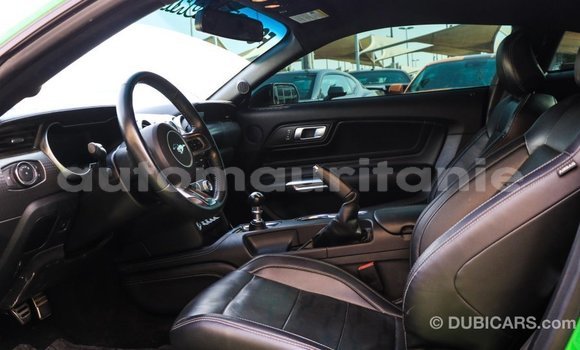 Acheter Import Voiture Ford Mustang Vert à Import - Dubai, Adrar Acheter Import Voiture Ford Mustang Vert à Import - Dubai, Adrar