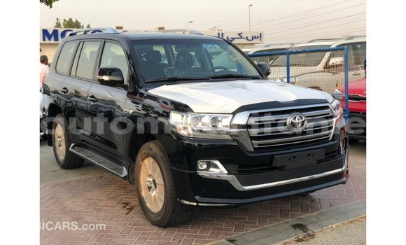 Buy Import Toyota Land Cruiser Black Car in Import - Dubai in Adrar Buy Import Toyota Land Cruiser Black Car in Import - Dubai in Adrar