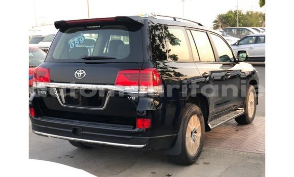 Buy Import Toyota Land Cruiser Black Car in Import - Dubai in Adrar Buy Import Toyota Land Cruiser Black Car in Import - Dubai in Adrar