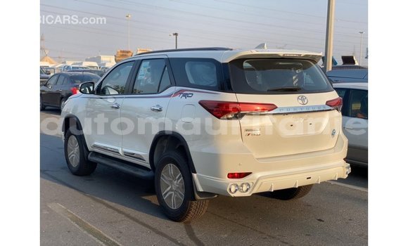 Buy Import Toyota Fortuner White Car in Import - Dubai in Adrar Buy Import Toyota Fortuner White Car in Import - Dubai in Adrar