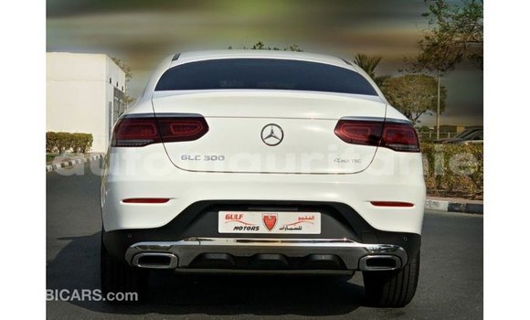 Acheter Import Voiture Mercedes-Benz GLC Blanc à Import - Dubai, Adrar Acheter Import Voiture Mercedes-Benz GLC Blanc à Import - Dubai, Adrar