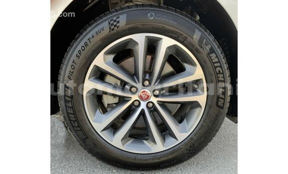 Acheter Import Voiture Jaguar F-Pace Blanc à Import - Dubai, Adrar Acheter Import Voiture Jaguar F-Pace Blanc à Import - Dubai, Adrar