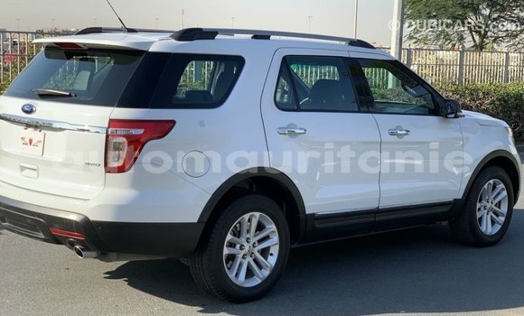 Acheter Import Voiture Ford Explorer Blanc à Import - Dubai, Adrar Acheter Import Voiture Ford Explorer Blanc à Import - Dubai, Adrar