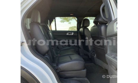Acheter Import Voiture Ford Explorer Blanc à Import - Dubai, Adrar Acheter Import Voiture Ford Explorer Blanc à Import - Dubai, Adrar