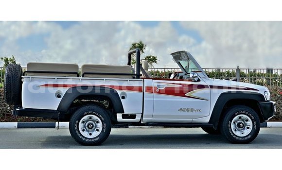 Acheter Import Voiture Nissan Patrol Blanc à Import - Dubai, Adrar Acheter Import Voiture Nissan Patrol Blanc à Import - Dubai, Adrar