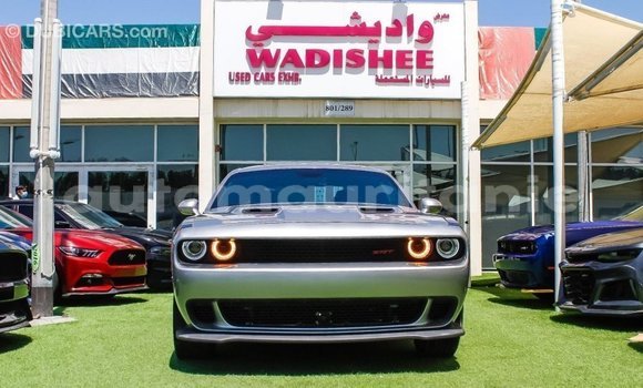 Acheter Import Voiture Dodge Challenger Autre à Import - Dubai, Adrar Acheter Import Voiture Dodge Challenger Autre à Import - Dubai, Adrar