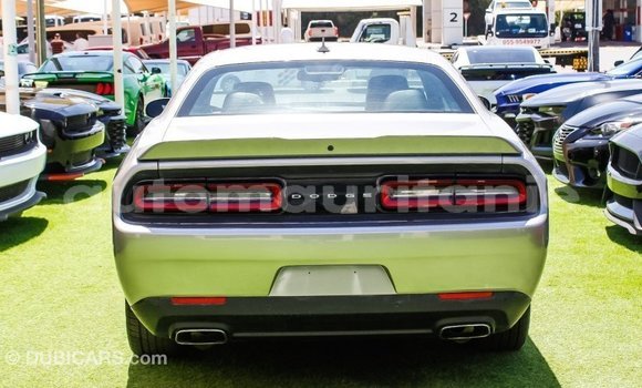 Acheter Import Voiture Dodge Challenger Autre à Import - Dubai, Adrar Acheter Import Voiture Dodge Challenger Autre à Import - Dubai, Adrar