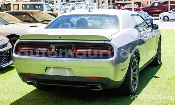 Acheter Import Voiture Dodge Challenger Autre à Import - Dubai, Adrar Acheter Import Voiture Dodge Challenger Autre à Import - Dubai, Adrar