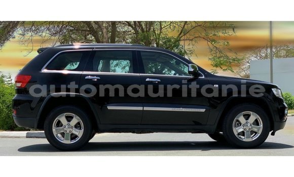 Acheter Import Voiture Jeep Grand Cherokee Noir à Import - Dubai, Adrar Acheter Import Voiture Jeep Grand Cherokee Noir à Import - Dubai, Adrar