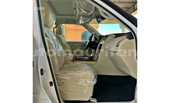 Acheter Import Voiture Nissan Patrol Blanc à Import - Dubai, Adrar Acheter Import Voiture Nissan Patrol Blanc à Import - Dubai, Adrar