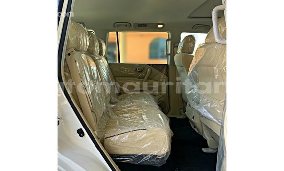 Acheter Import Voiture Nissan Patrol Blanc à Import - Dubai, Adrar Acheter Import Voiture Nissan Patrol Blanc à Import - Dubai, Adrar
