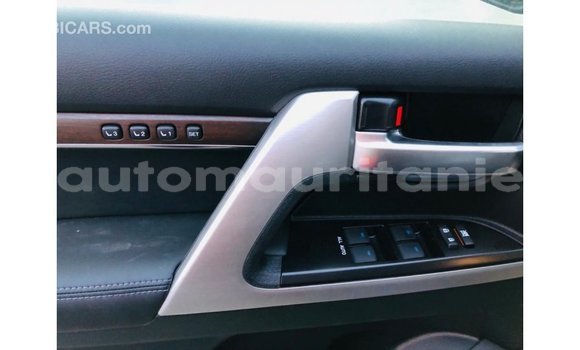 Buy Import Toyota DA Black Truck in Import - Dubai in Adrar Buy Import Toyota DA Black Truck in Import - Dubai in Adrar