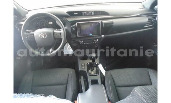Buy Import Toyota Hilux White Car in Import - Dubai in Adrar Buy Import Toyota Hilux White Car in Import - Dubai in Adrar