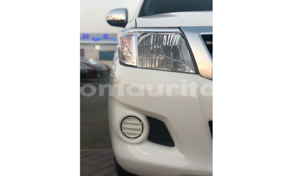 Buy Import Toyota Hilux White Car in Import - Dubai in Adrar Buy Import Toyota Hilux White Car in Import - Dubai in Adrar