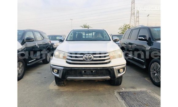 Buy Import Toyota Hilux White Car in Import - Dubai in Adrar Buy Import Toyota Hilux White Car in Import - Dubai in Adrar